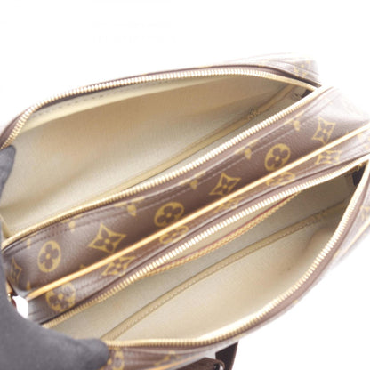 Louis Vuitton Reporter Pm Shoulder Bag