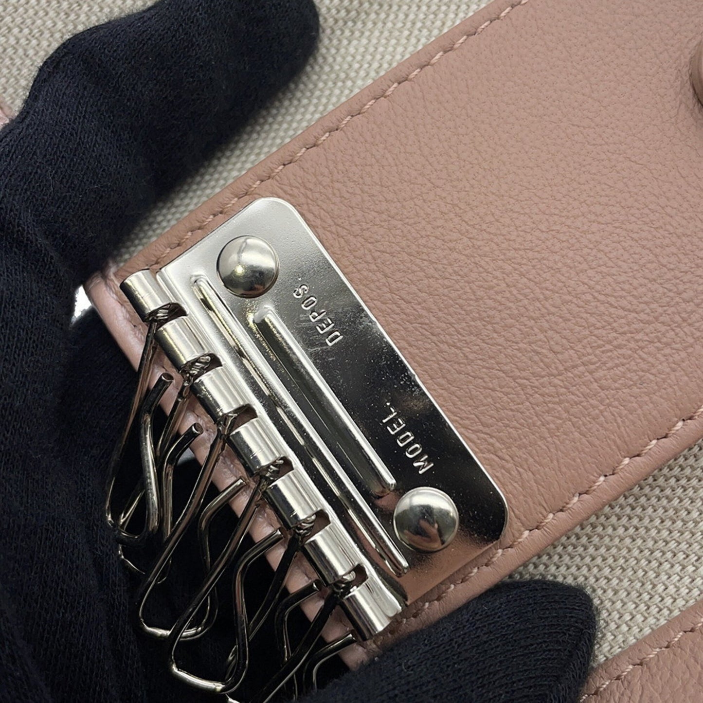 Jimmy Choo 6-Ring Key Case
