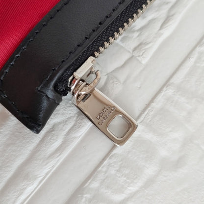 Dolce & Gabbana Super Pig Dg Love Print Handpouch Clutch Bag In Red