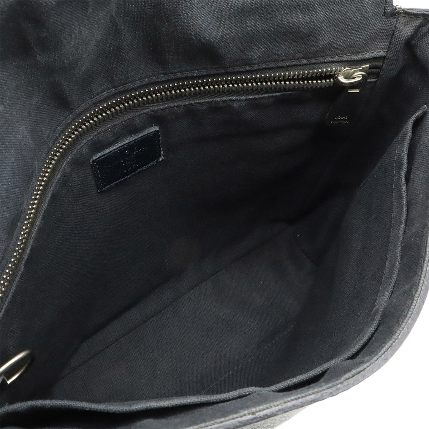 Louis Vuitton Louis Vuitton Taiga Roman Pm Shoulder Bag Leather Ardoise Black M32852