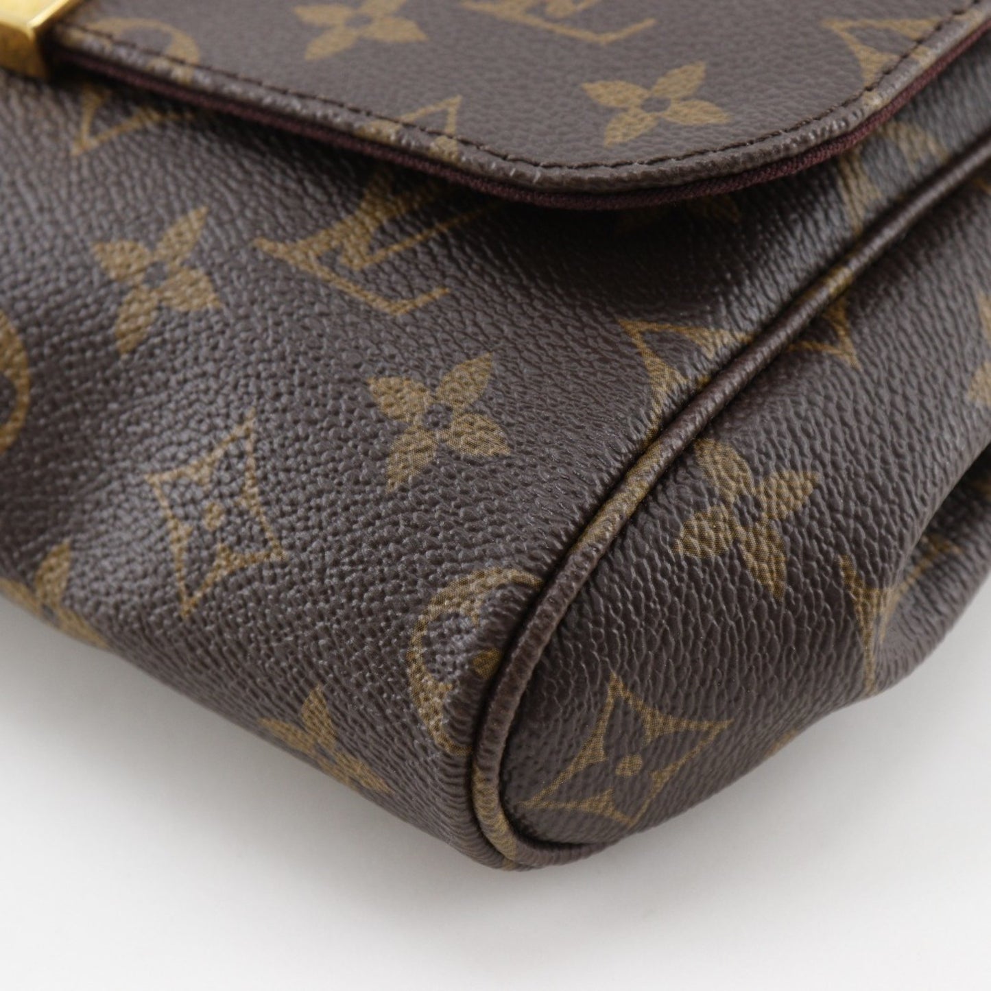 Louis Vuitton Monogram Favorite Pm Shoulder Bag