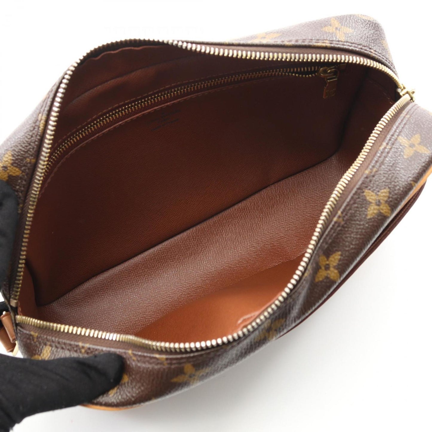 Louis Vuitton Trocadero 27 Shoulder Bag