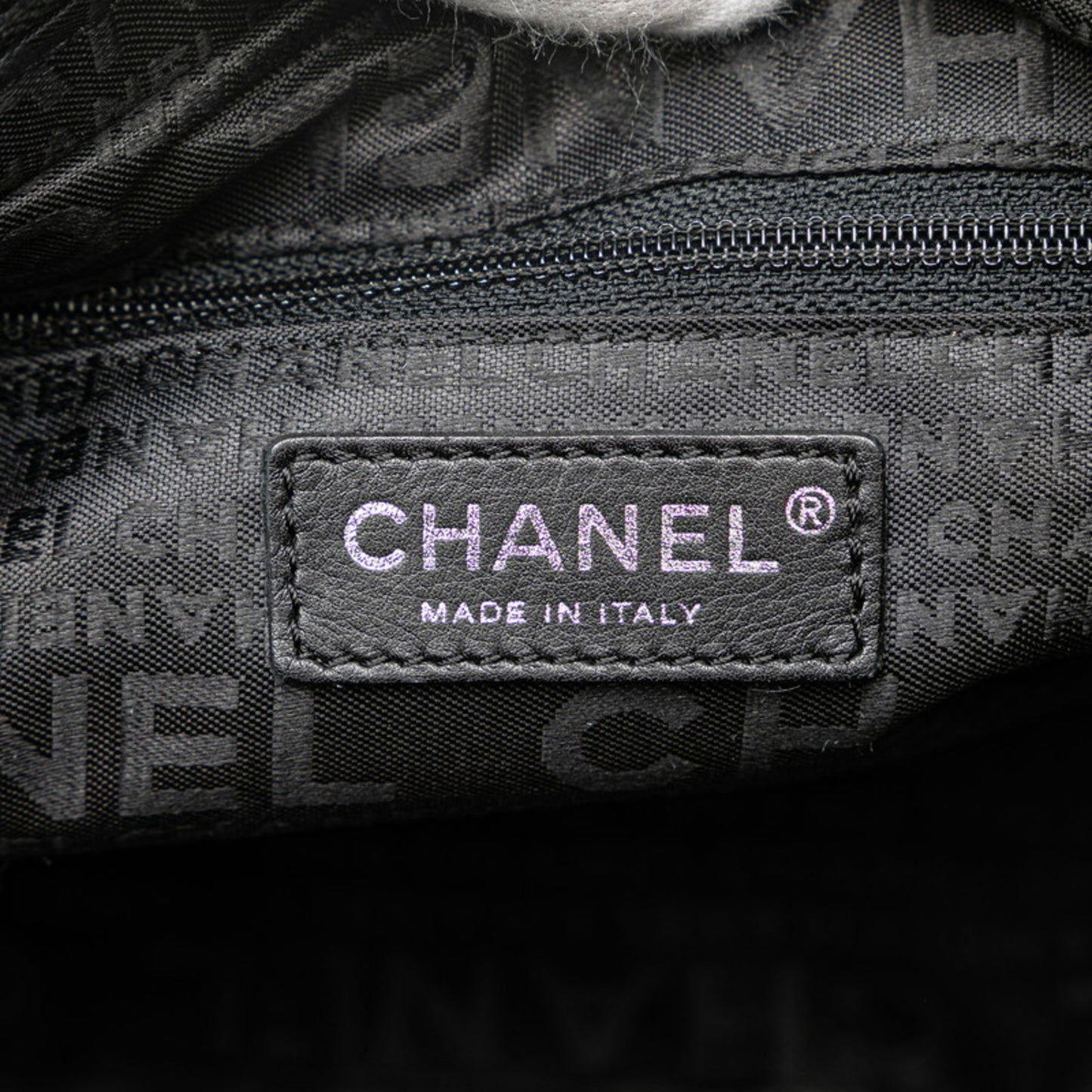Chanel Camellia Chain Shoulder Bag In Gray