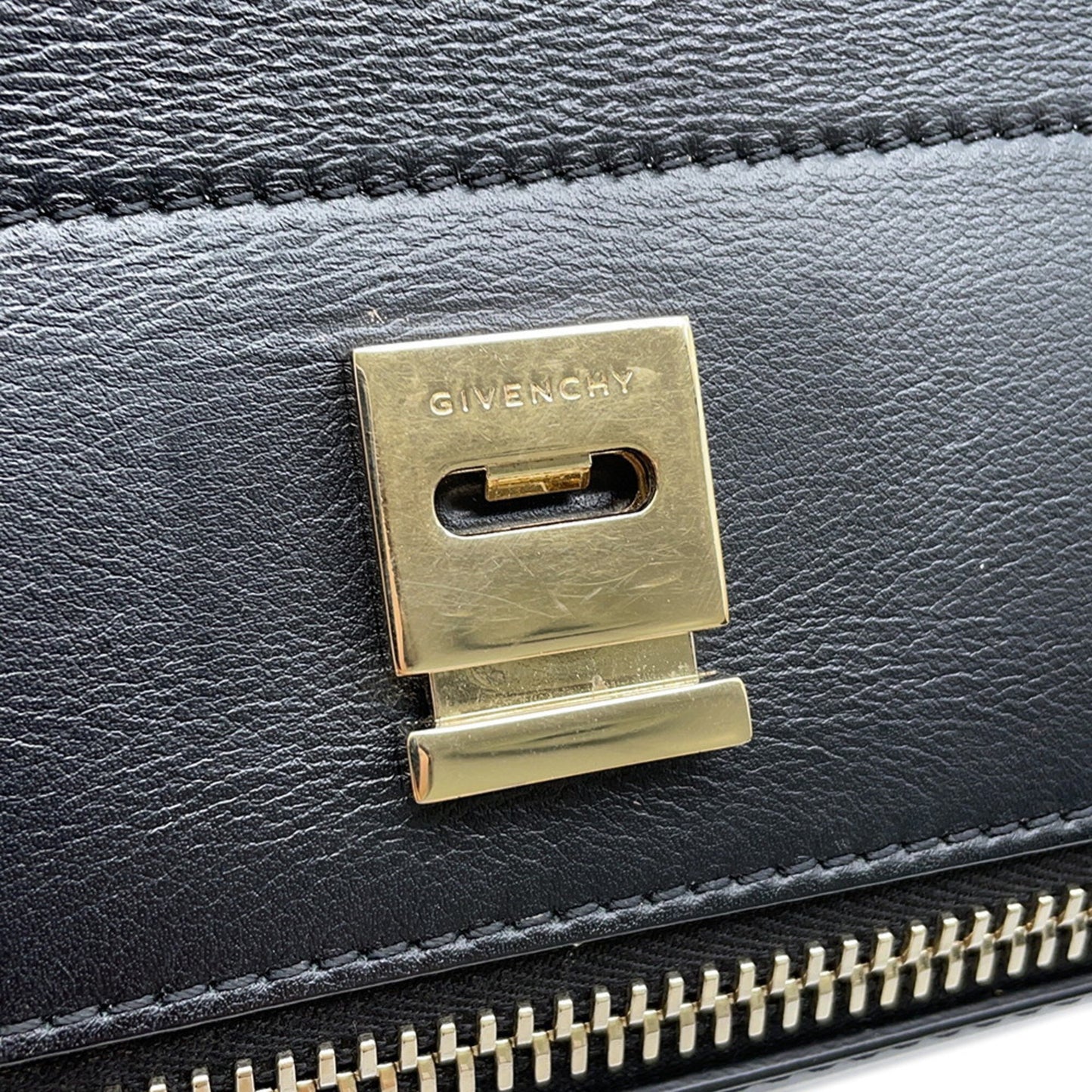 Givenchy Shoulder Bag Box Leather Givenchy Black