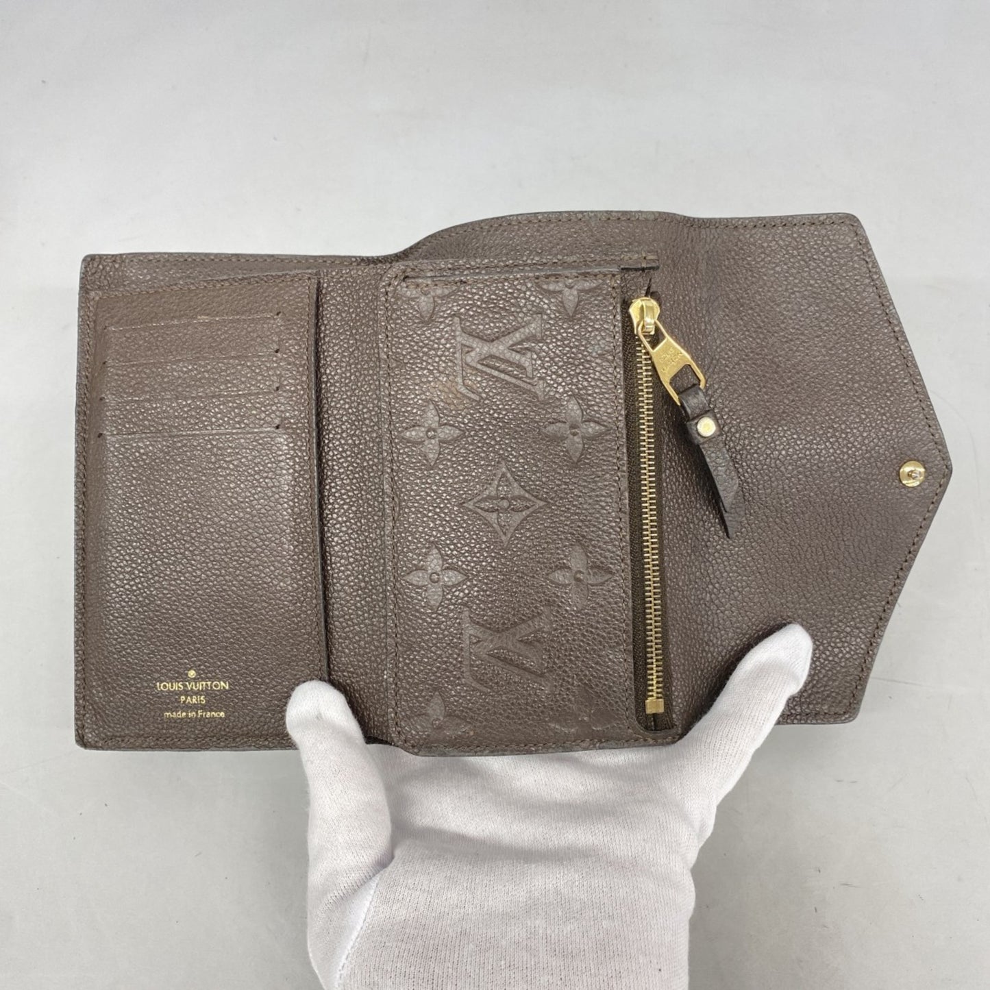Louis Vuitton Monogram Empreinte Portefeuille Curieuse Tri-Fold Wallet M60543