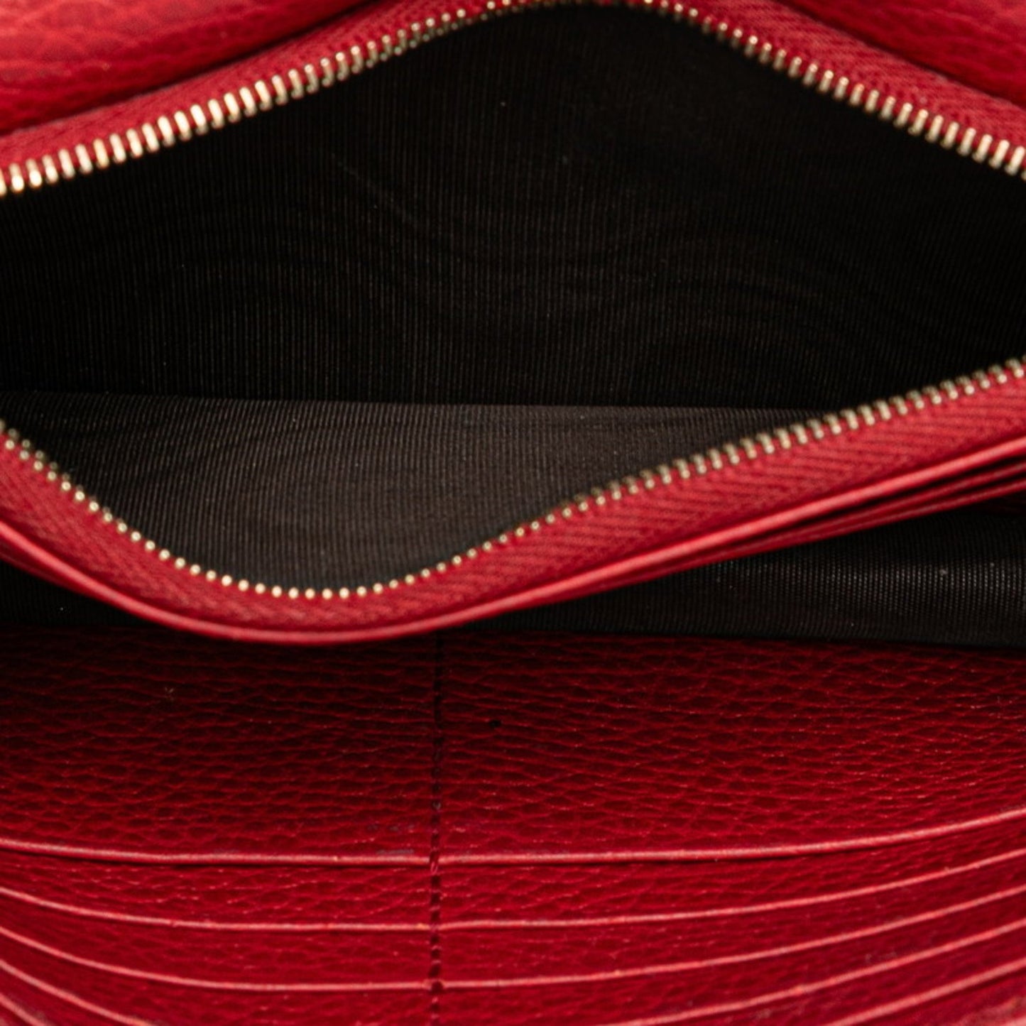 Gucci Interlocking G Crossbody Chain Wallet 510314 Red Leather