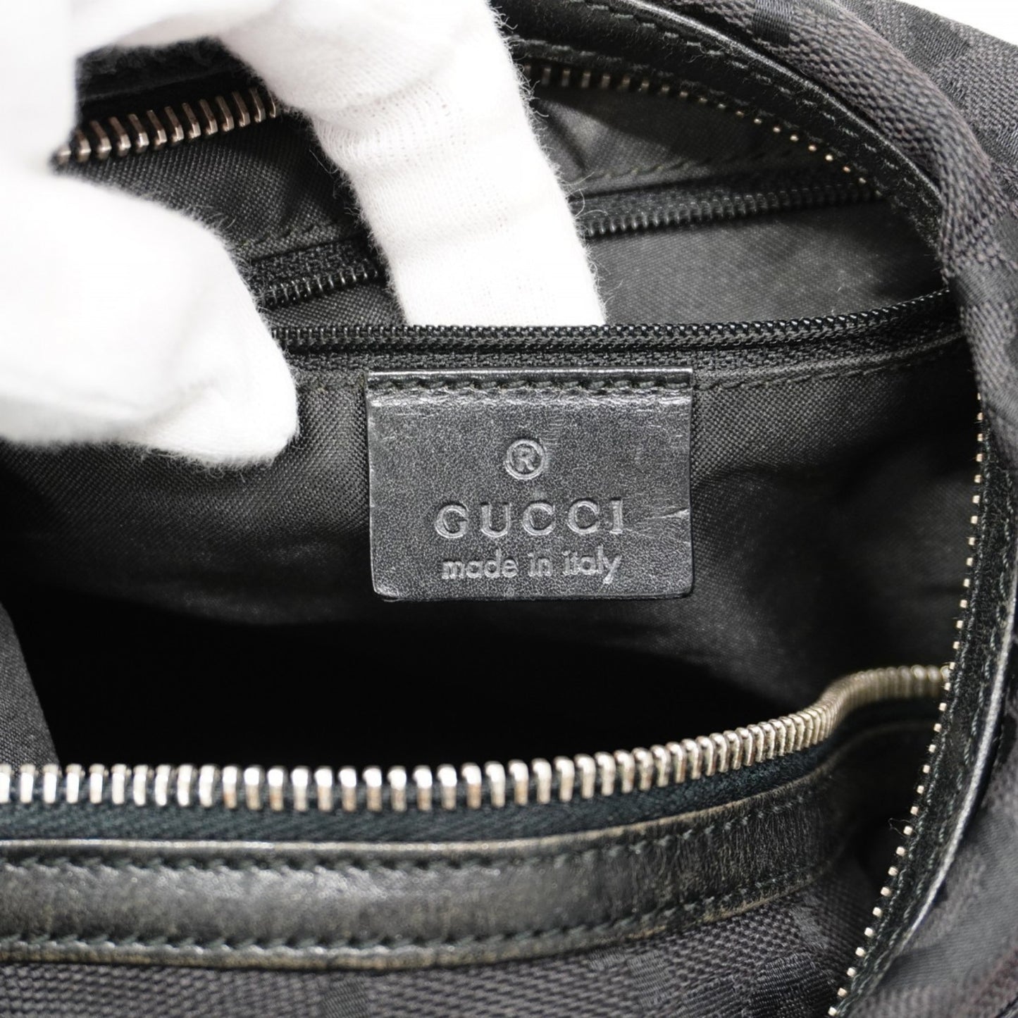 Gucci Gg Canvas Shoulder Bag 001 3814 Black