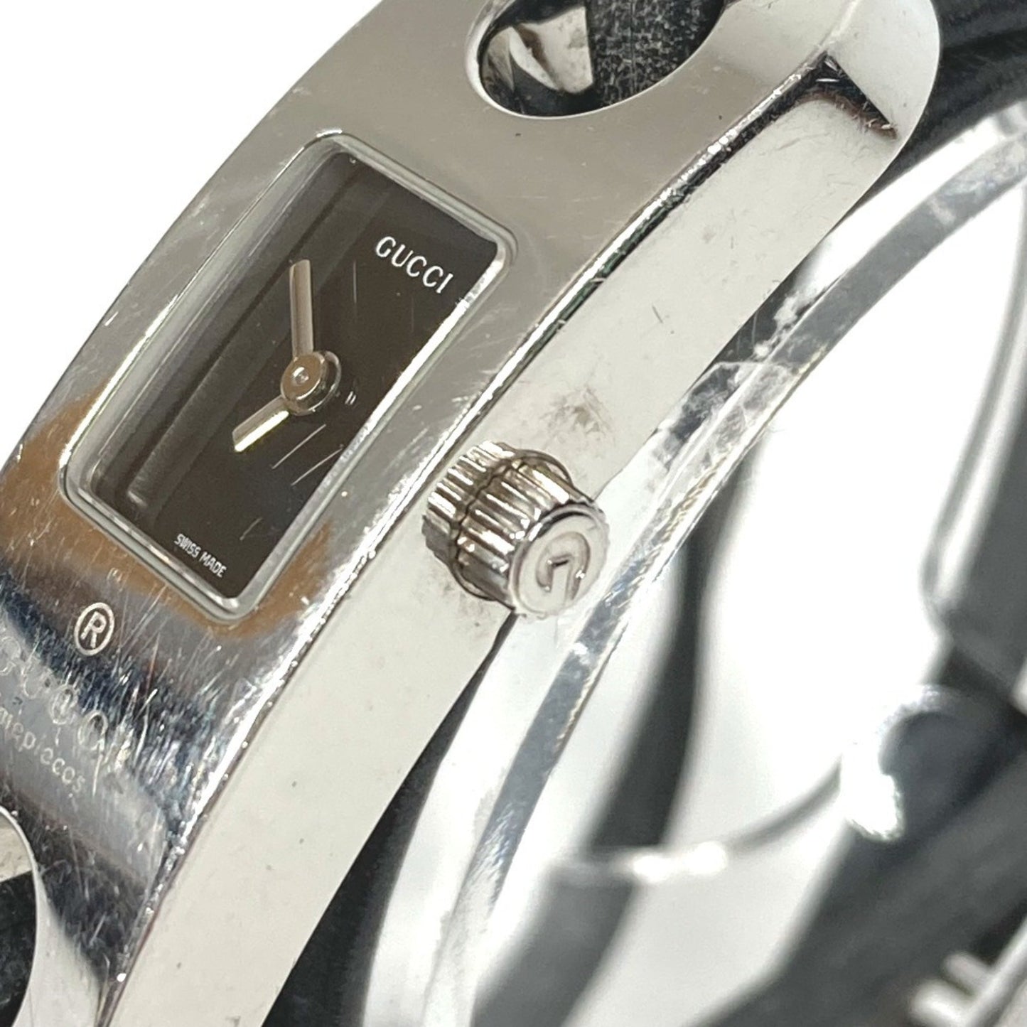 Gucci 6100L Bracelet Watch With Logo