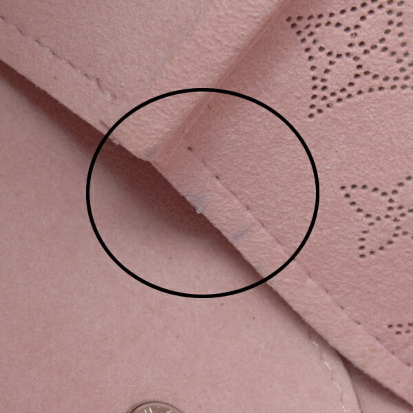 Louis Vuitton Women'S Mahina Bella Shoulder Bag