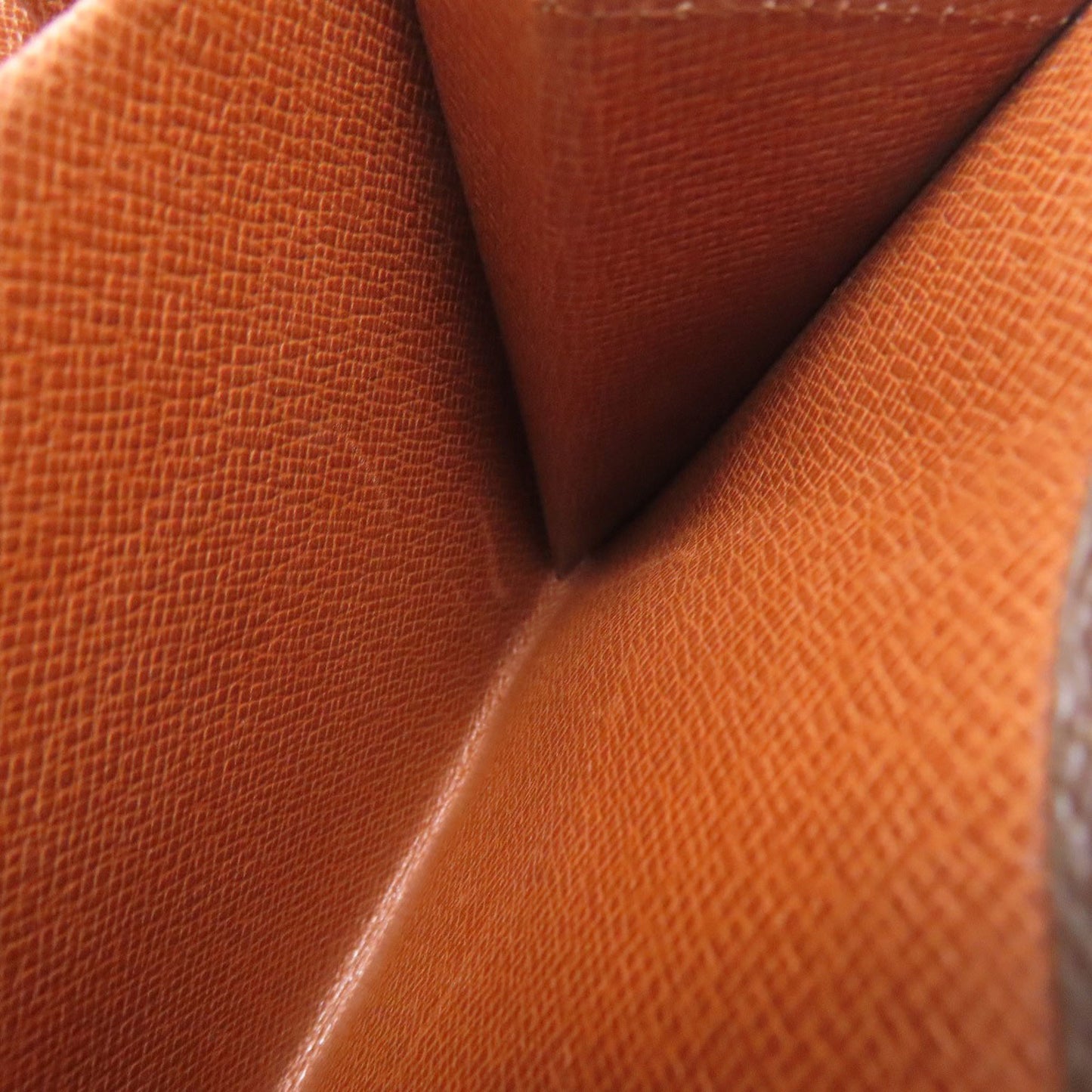 Louis Vuitton M61660 Porte Monnaie Bi-Fold Wallet In Monogram Canvas