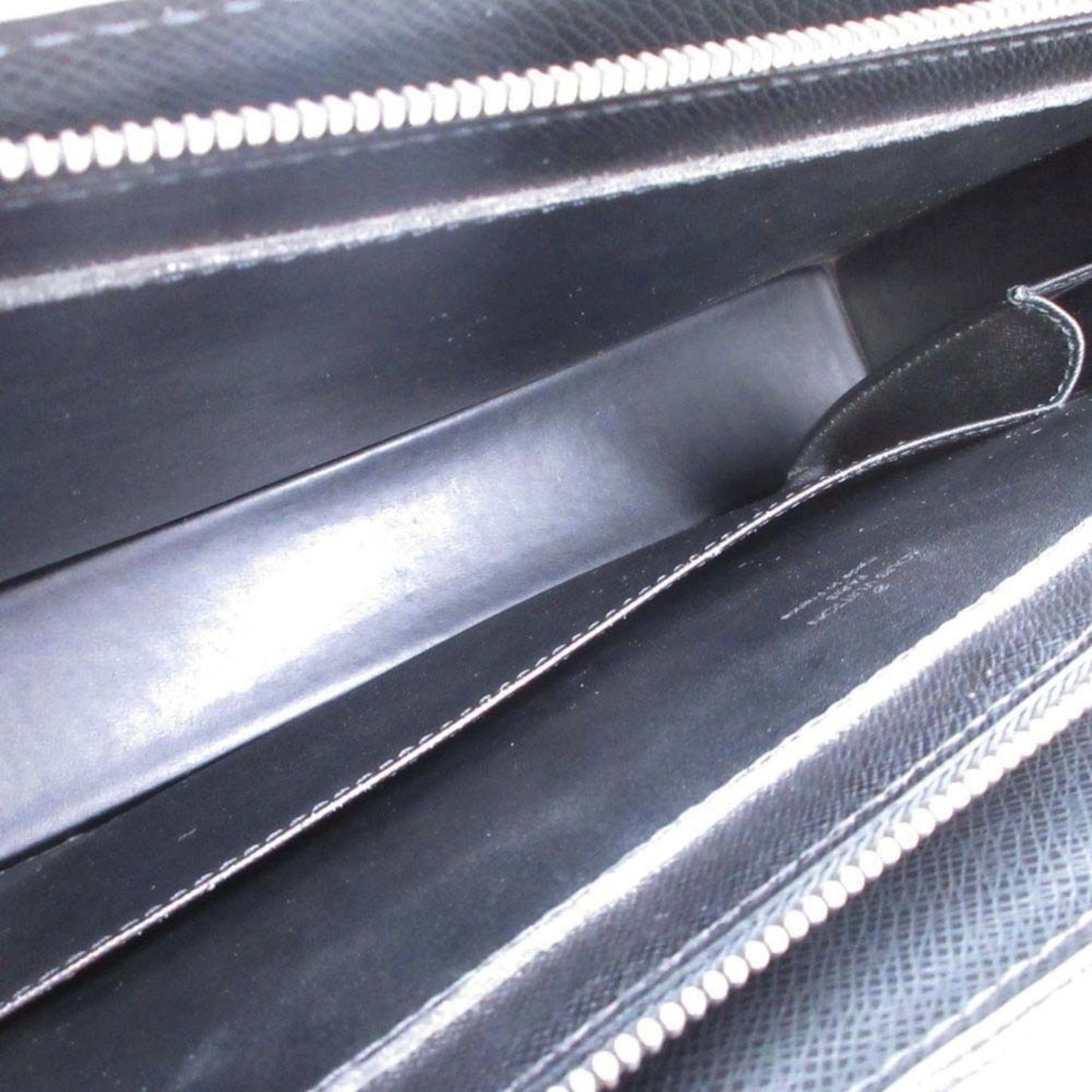 Louis Vuitton M30052 Taiga Porte-Document Rozan Business Bag Briefcase Black