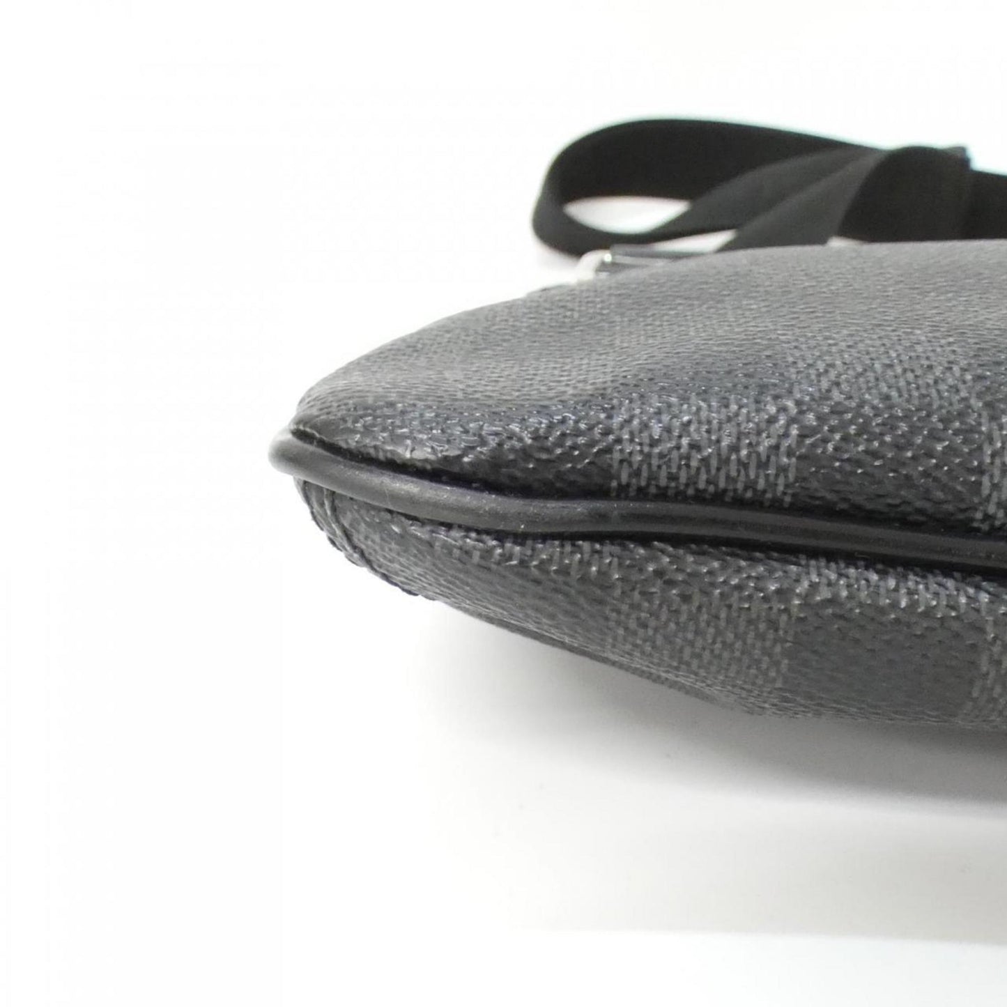 Louis Vuitton Damier Graphite Thomas N58028 Shoulder Bag