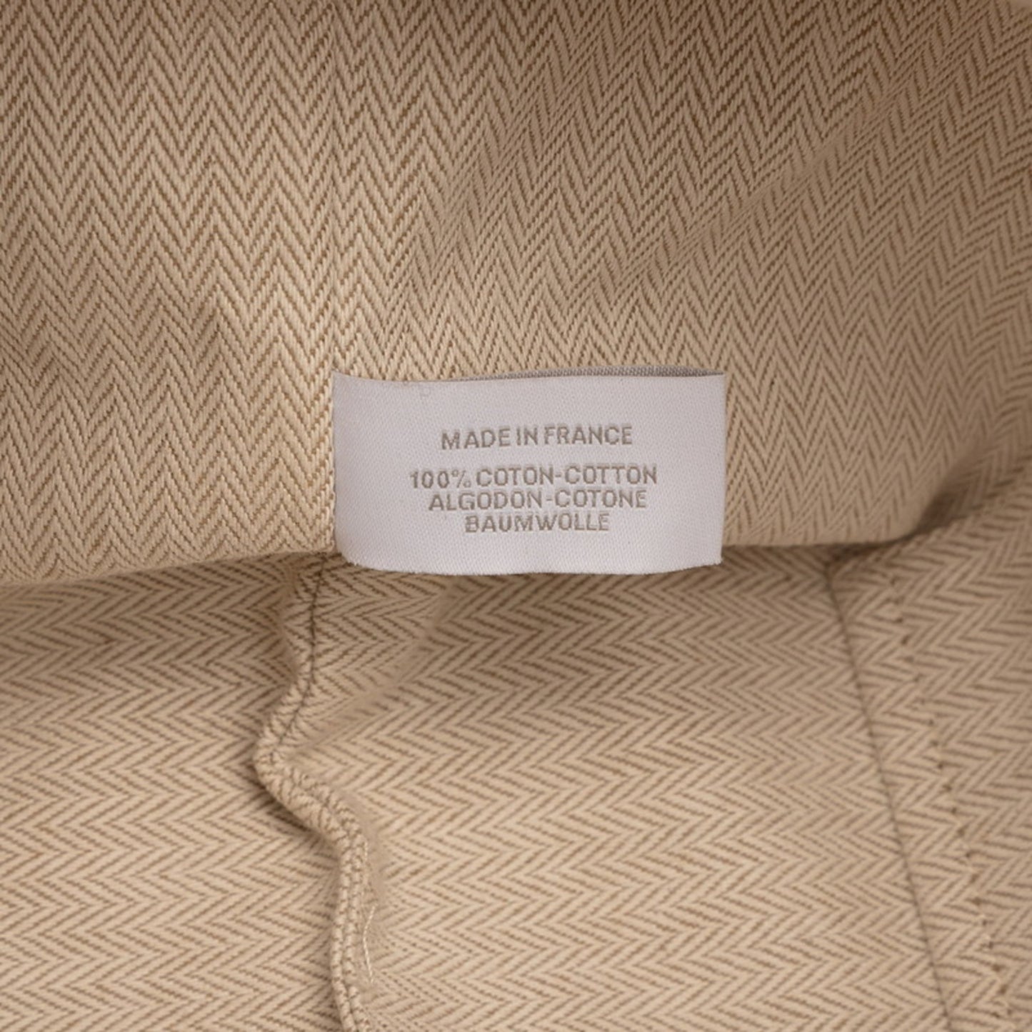 Hermes Herms Brides A Black Gm Gabriole Handbag In Terracotta