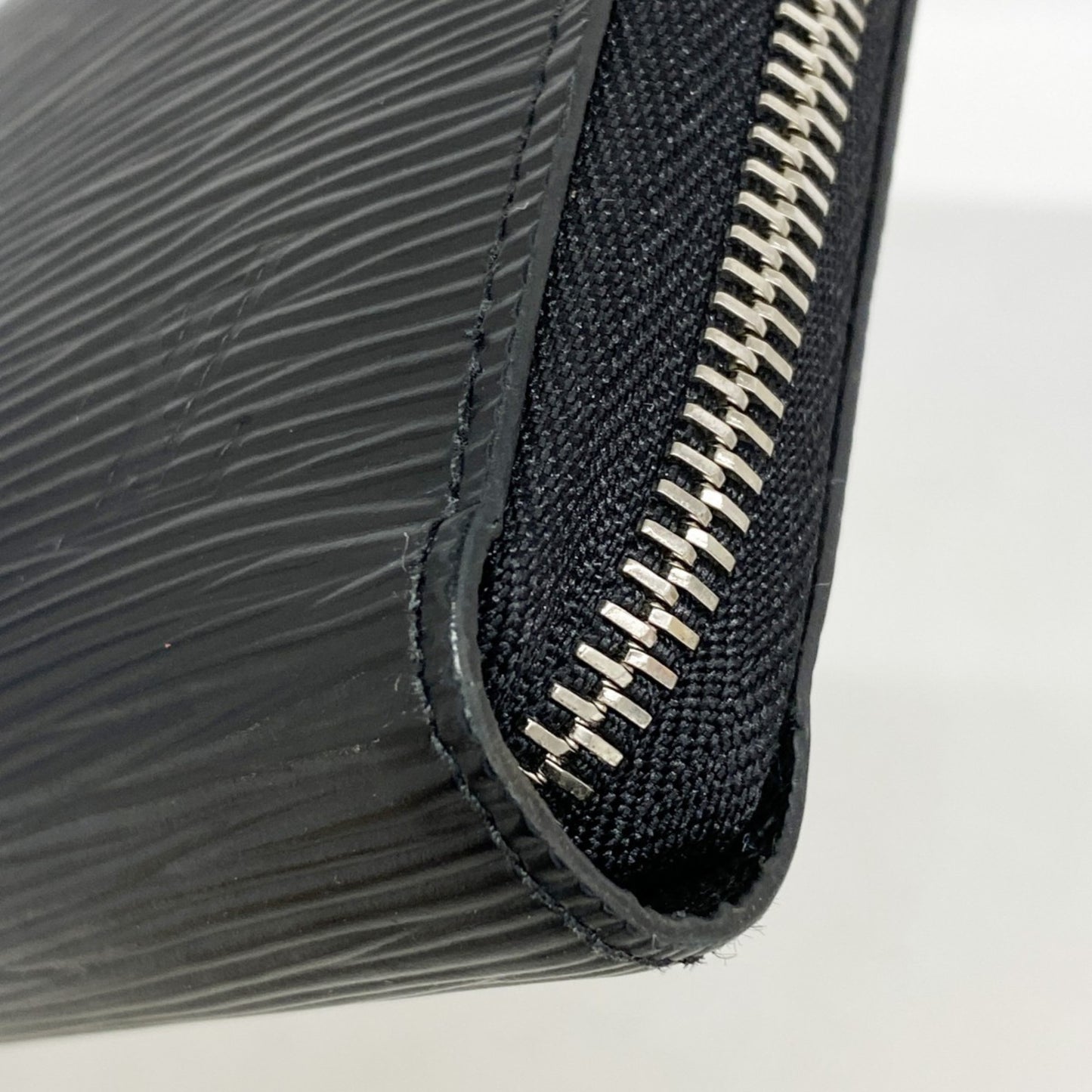 Louis Vuitton Epi Zippy Wallet M61857 Noir