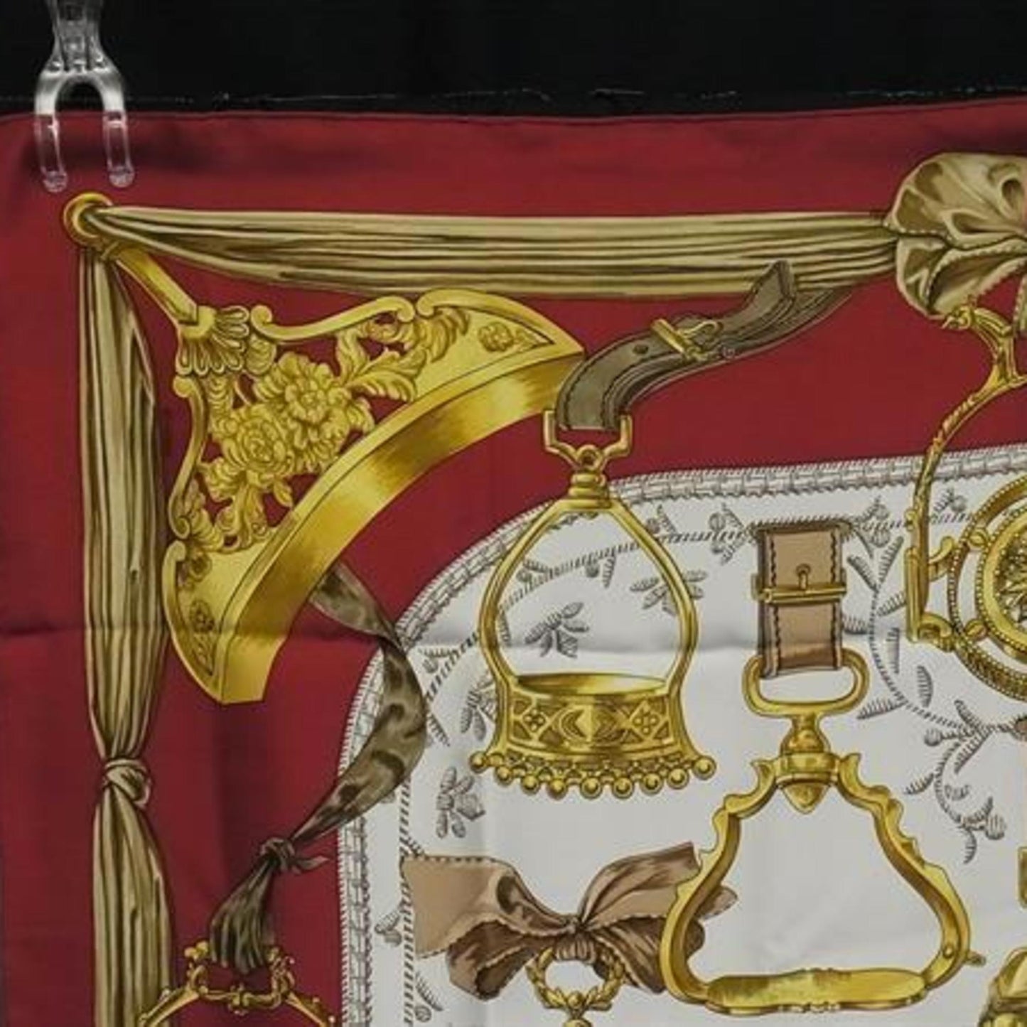 Hermes Carr 90 Etriers Armor Scarf