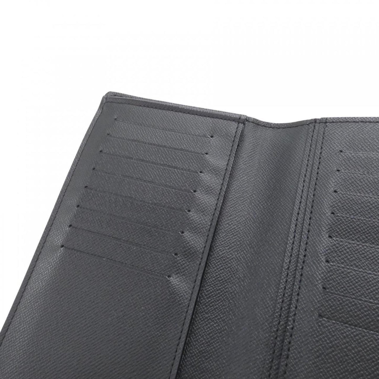 Louis Vuitton Taiga Portefeuille Long M30541 Billfold
