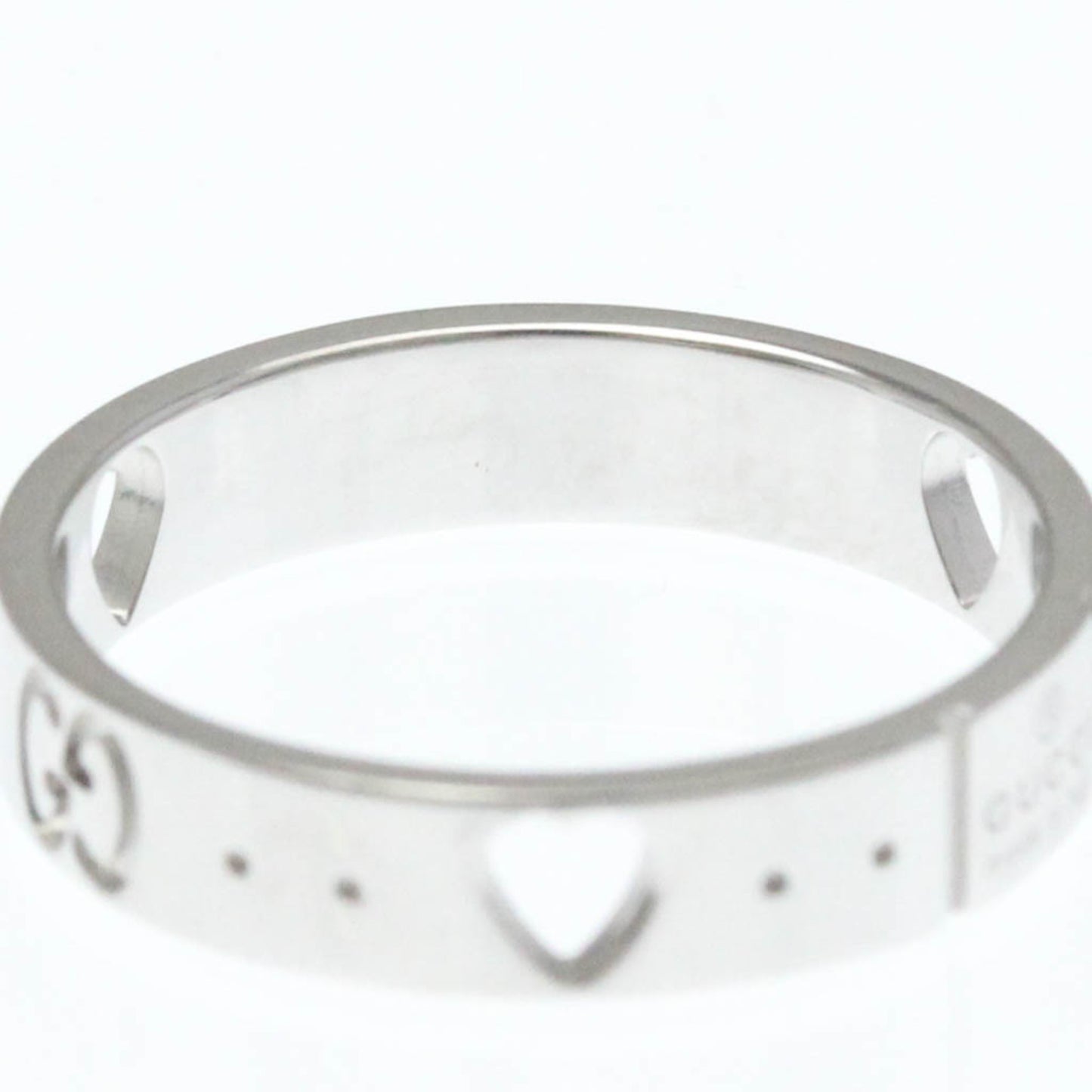 Gucci Icon Heart Ring White Gold (18K) Fashion No Stone Band Ring Silver
