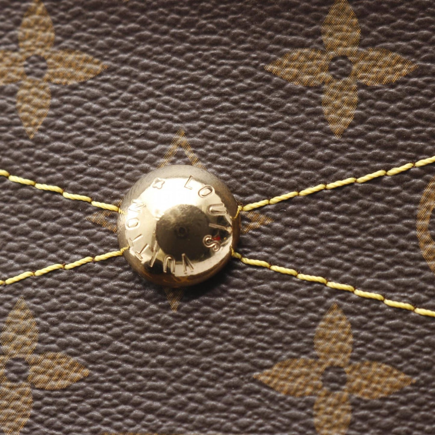 Louis Vuitton Tivoli Pm Handbag