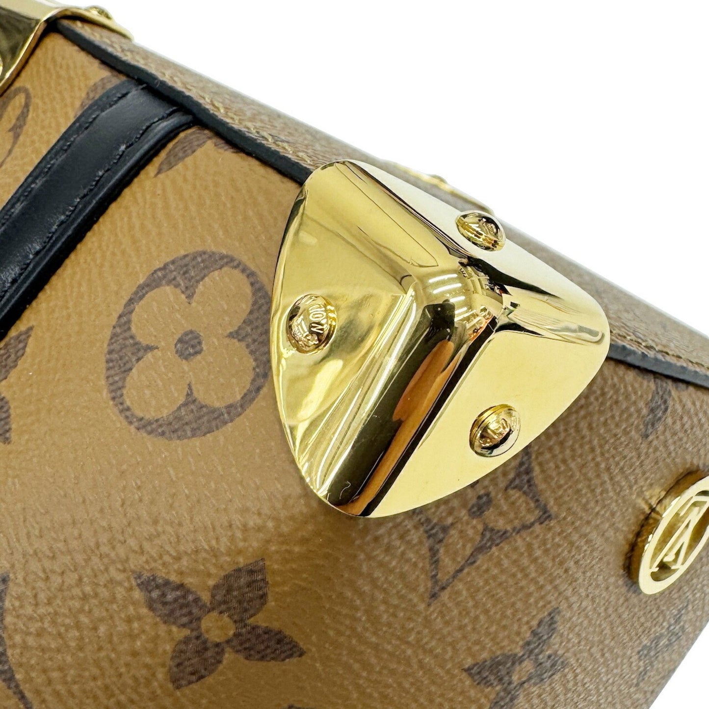Louis Vuitton Louis Vuitton Noe Perse Lv Charm M82885 Monogram Reverse Shoulder Bag/Handbag
