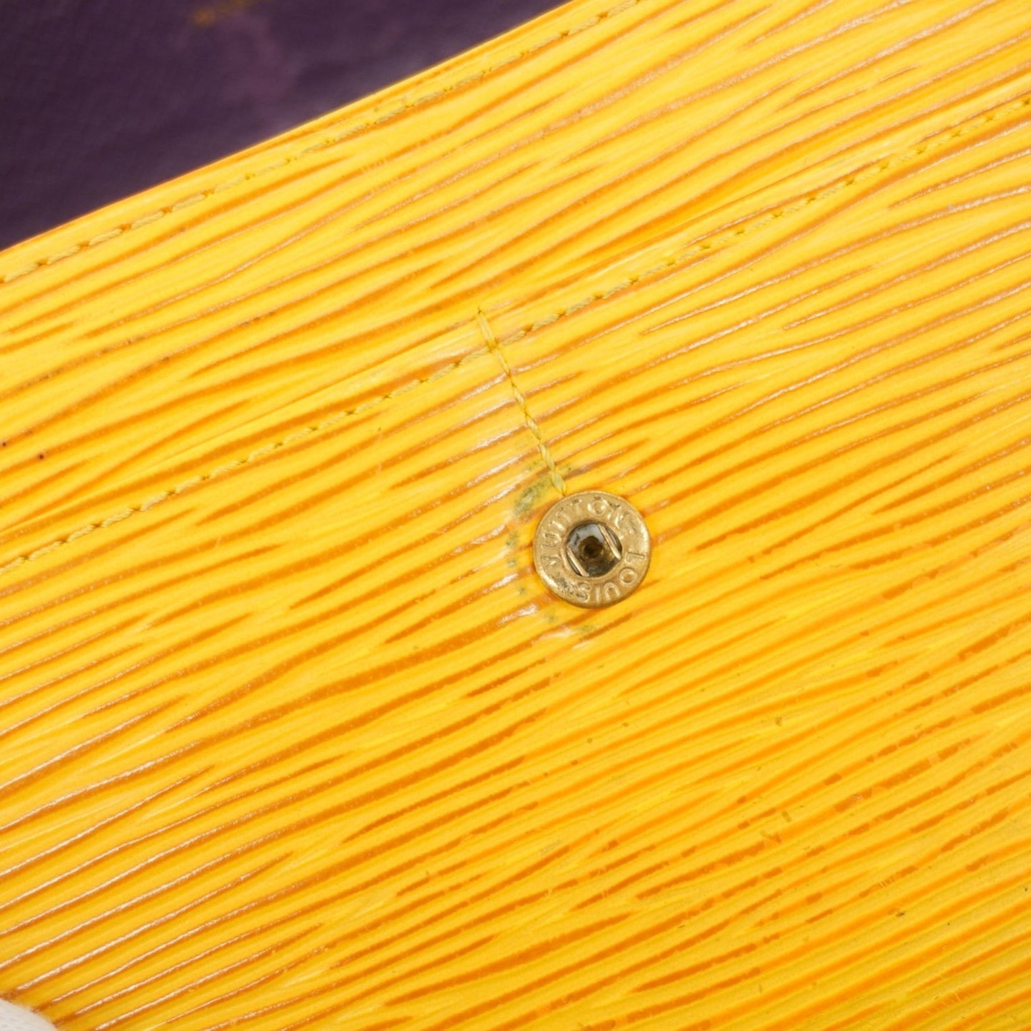 Louis Vuitton Epi Leather Long Wallet Porte Monnaie Credit M63579