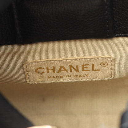 Chanel Matelasse Shoulder Bag In Grained Calfskin Leather