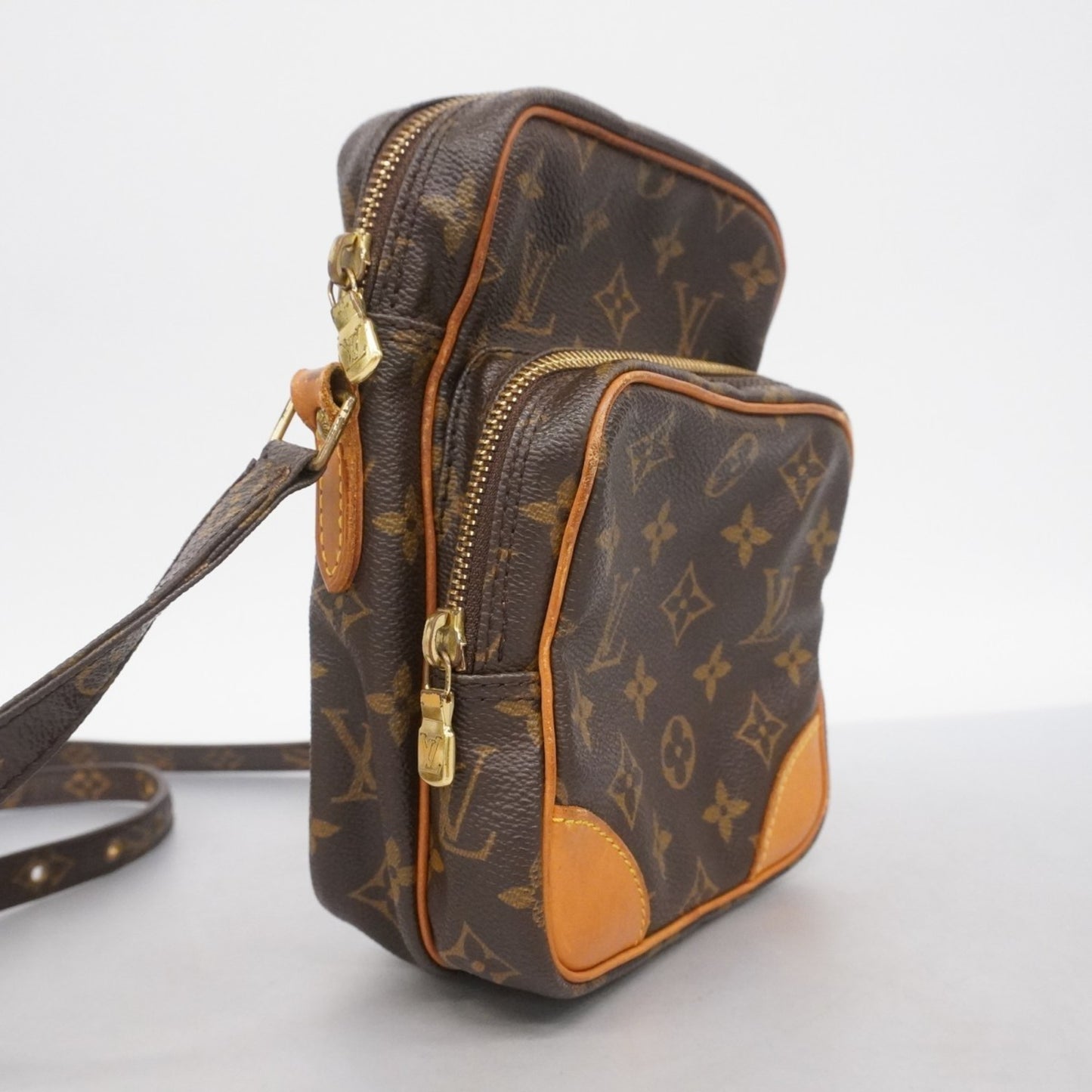 Louis Vuitton Monogram Amazon Shoulder Bag M45236 Brown