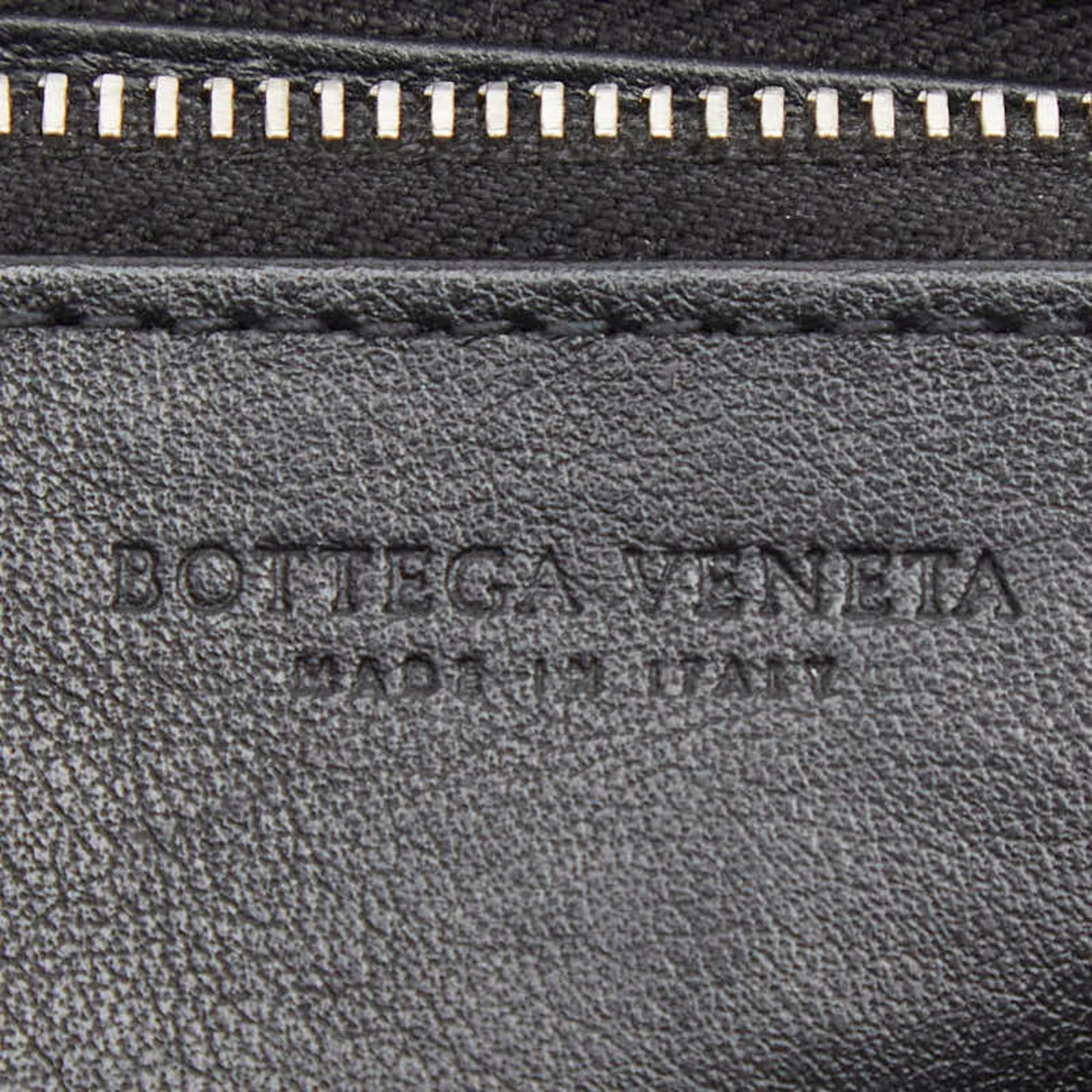 Leather - Bottega Veneta Long Wallet (Bi-Fold) Intrecciato