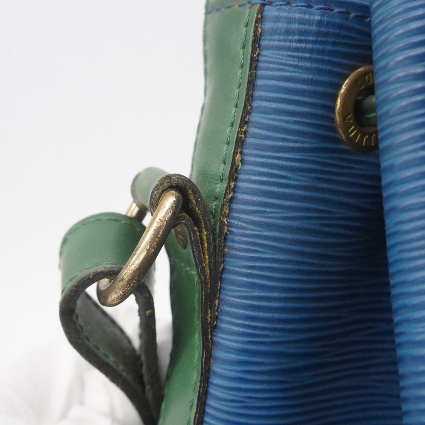 Louis Vuitton Epi Two-Tone Noe Shoulder Bag M44044 Toledo Blue