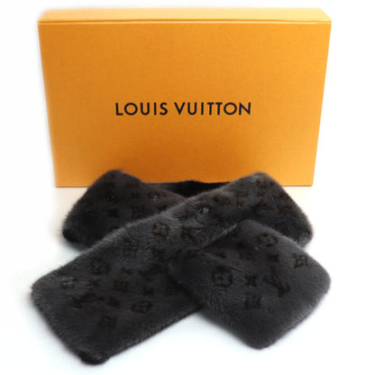Louis Vuitton Monogram Reverse Scarf