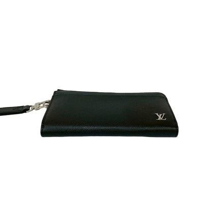 Louis Vuitton Zippy Dragonne Taiga Leather Bifold Long Wallet