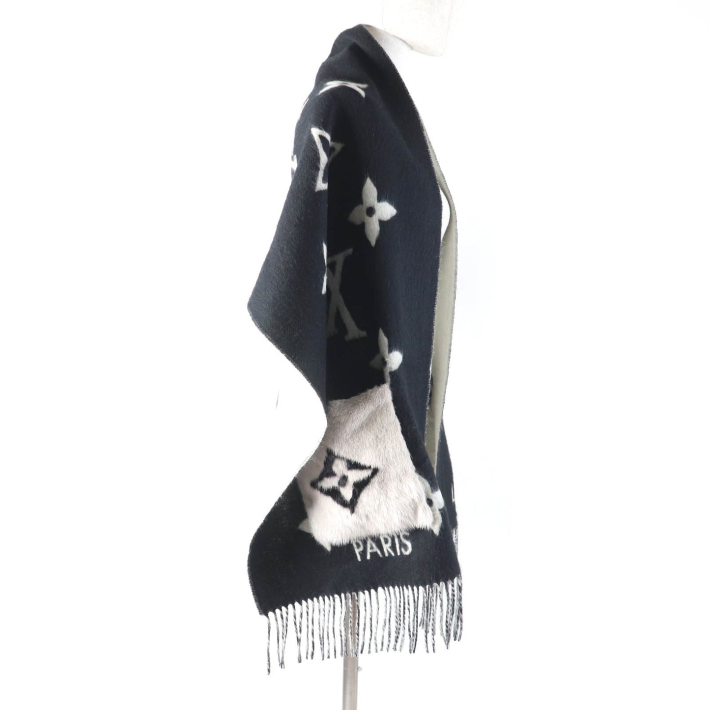 Louis Vuitton M74353 Cold Scarf