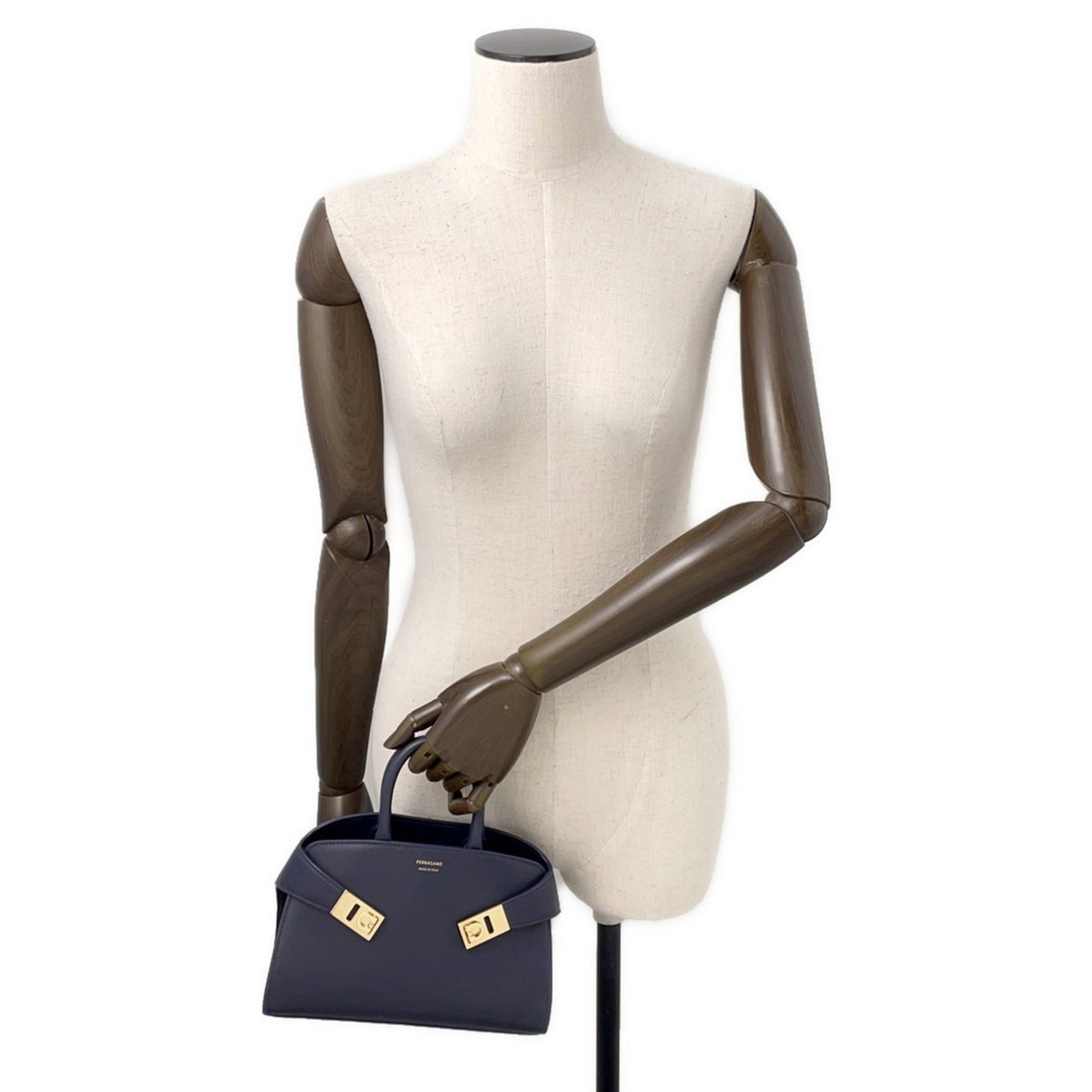 Salvatore Ferragamo Ferragamo Hug Xs Calfskin Handbag