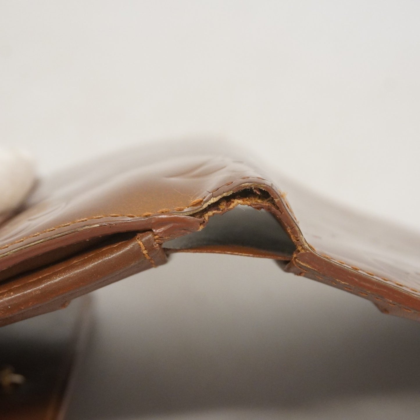 Louis Vuitton Vernis Porte Monnaie Carte Credit Tri-Fold Wallet M91170 Bronze