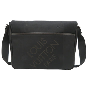 Louis Vuitton Petit Messager