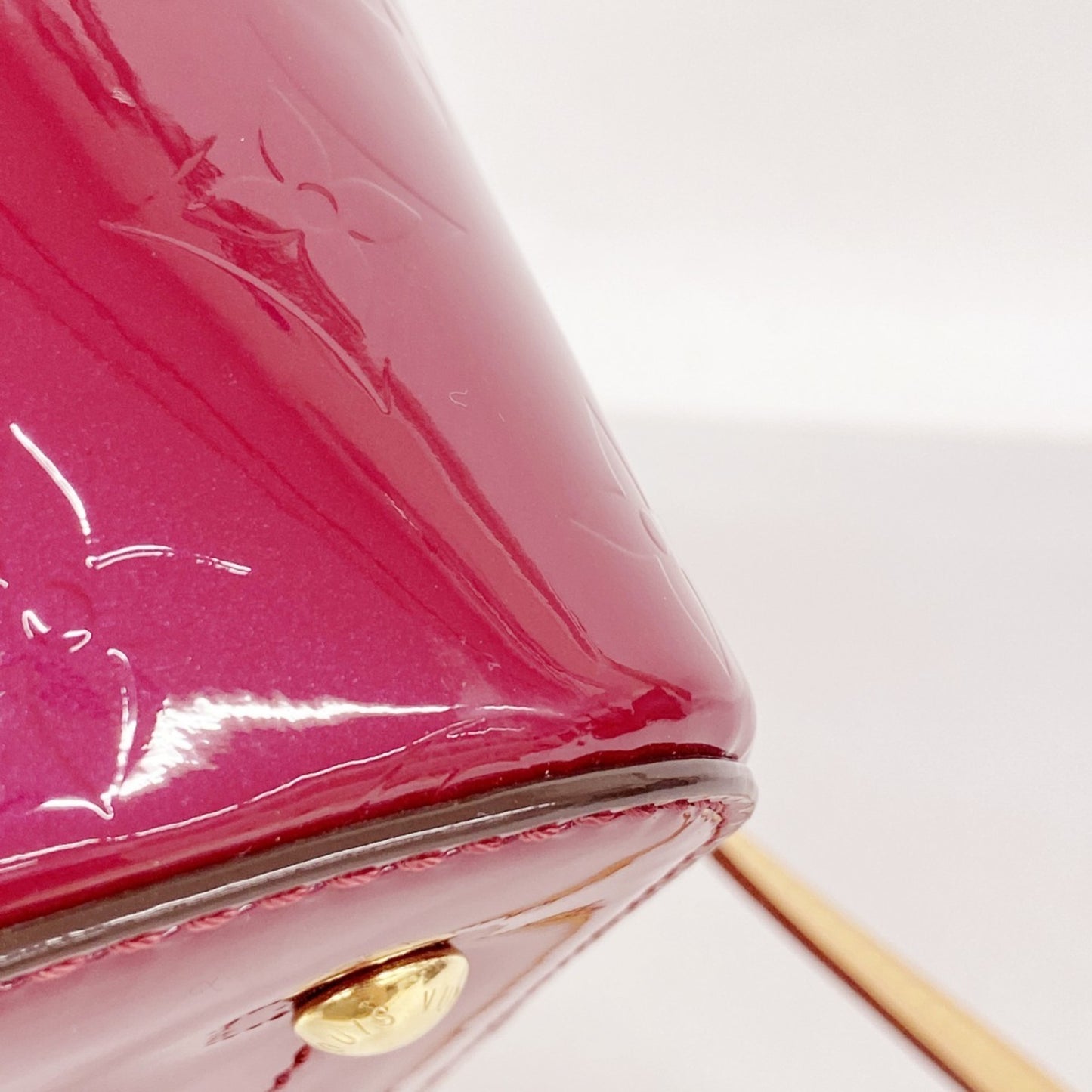 Louis Vuitton Vernis Long Beach Pm Shoulder Bag M90480 Magenta