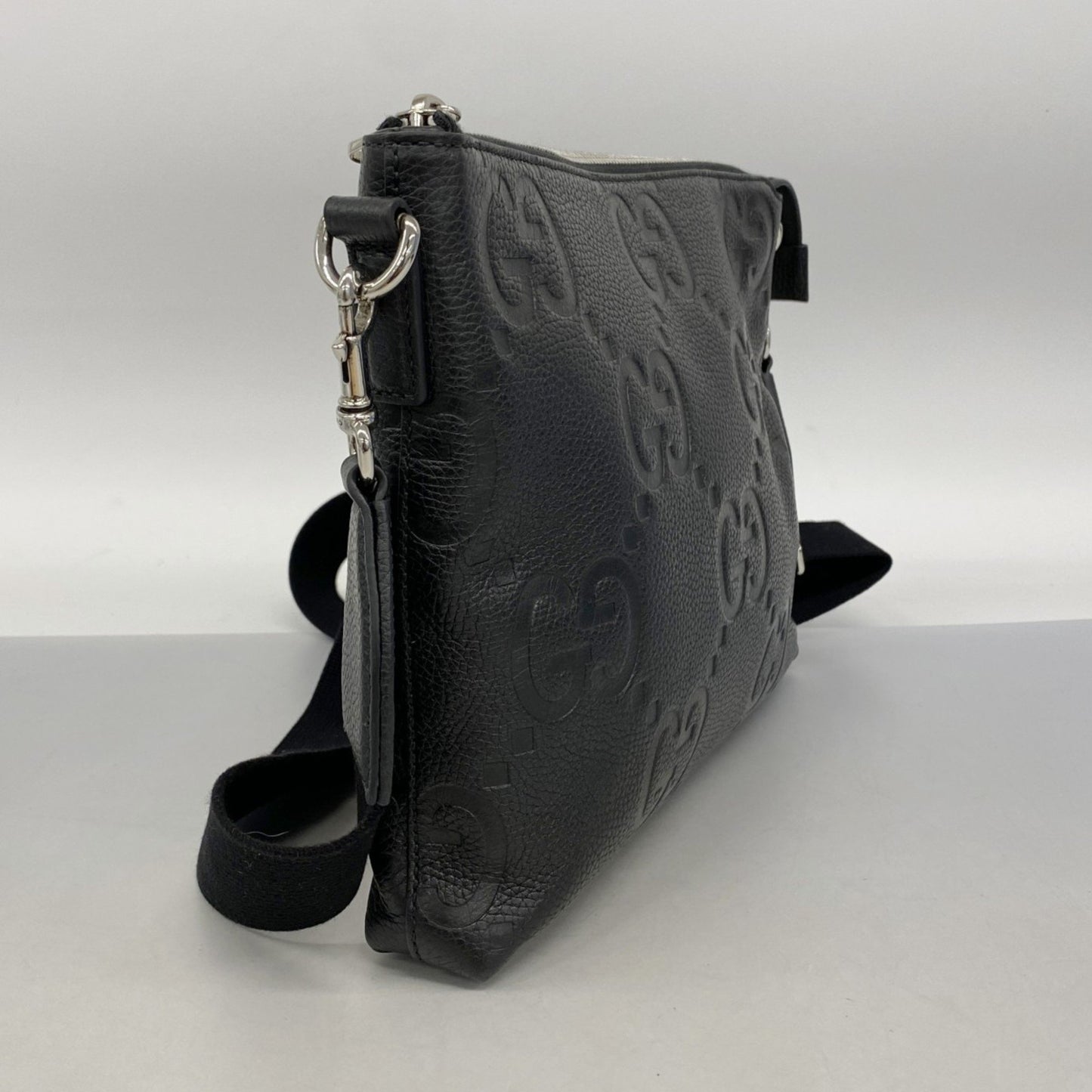Gucci Gg Embossed Shoulder Bag 696009 Leather Black