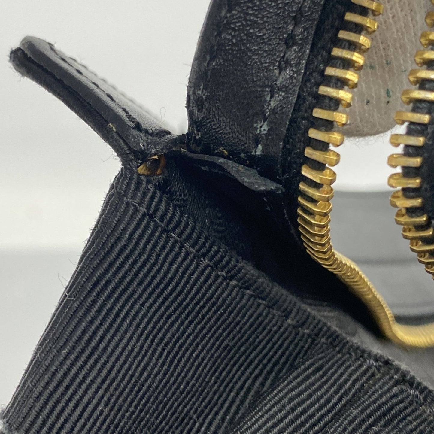 Salvatore Ferragamo Vara Nylon Canvas Handbag In Black