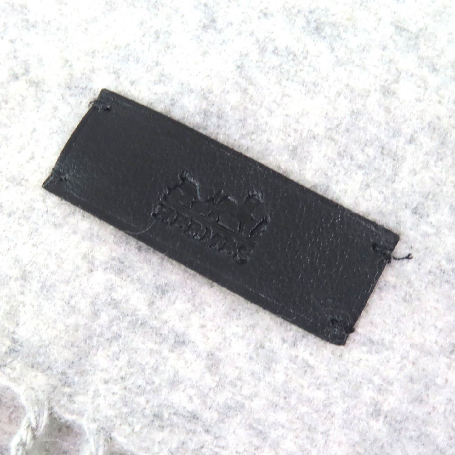 Hermes Neo Rocabar 100% Cashmere Gris Chine Leather Logo Patch Fringe Scarf/Shawl With Box