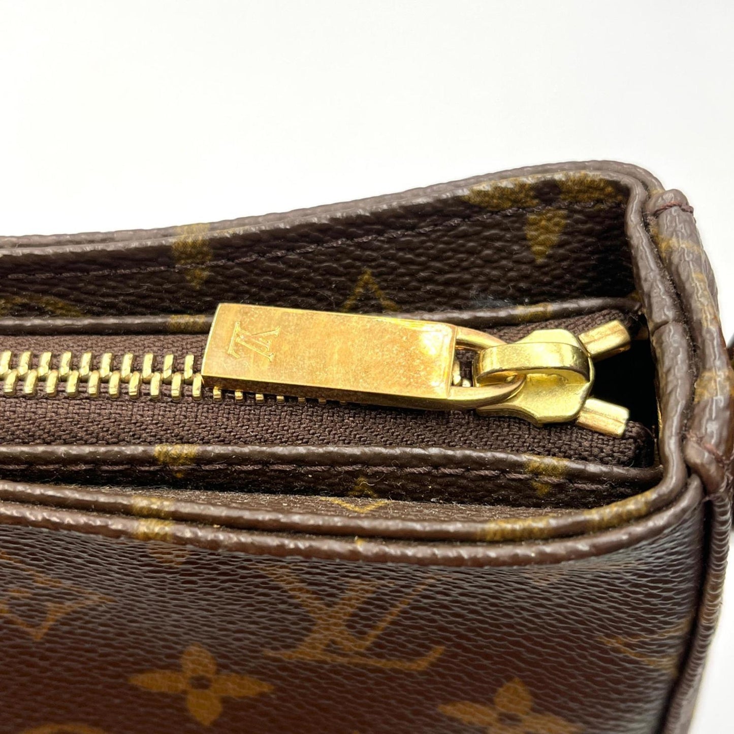 Louis Vuitton Looping Mm M51146 Monogram Canvas Brown Handbag