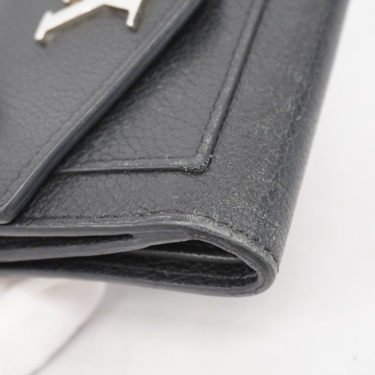 Louis Vuitton Tri-Fold Wallet Portefeuille My Lock Me Compact M62947 Noir