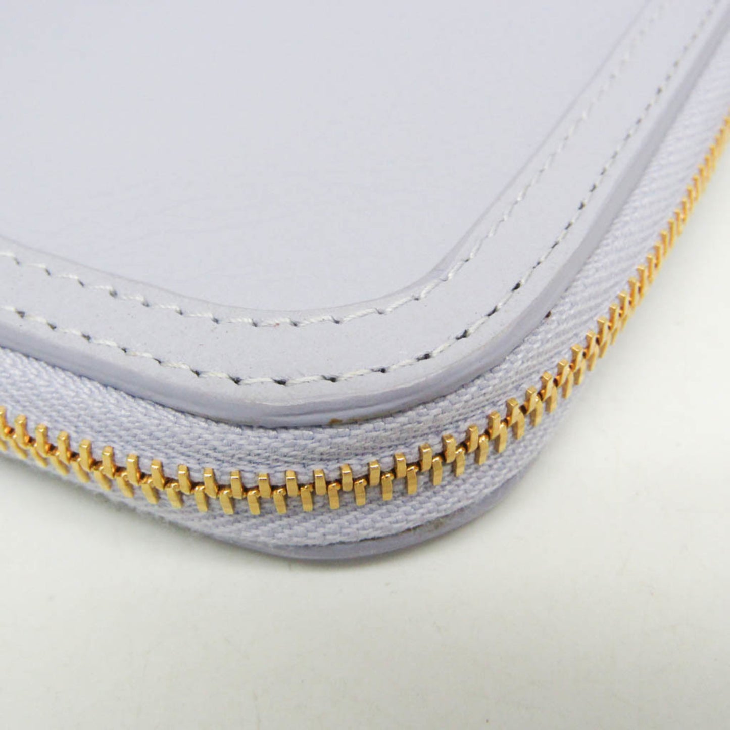 Givenchy Voyou Zip Pouch Bb60Ltb1Kr Women'S Leather Handbag