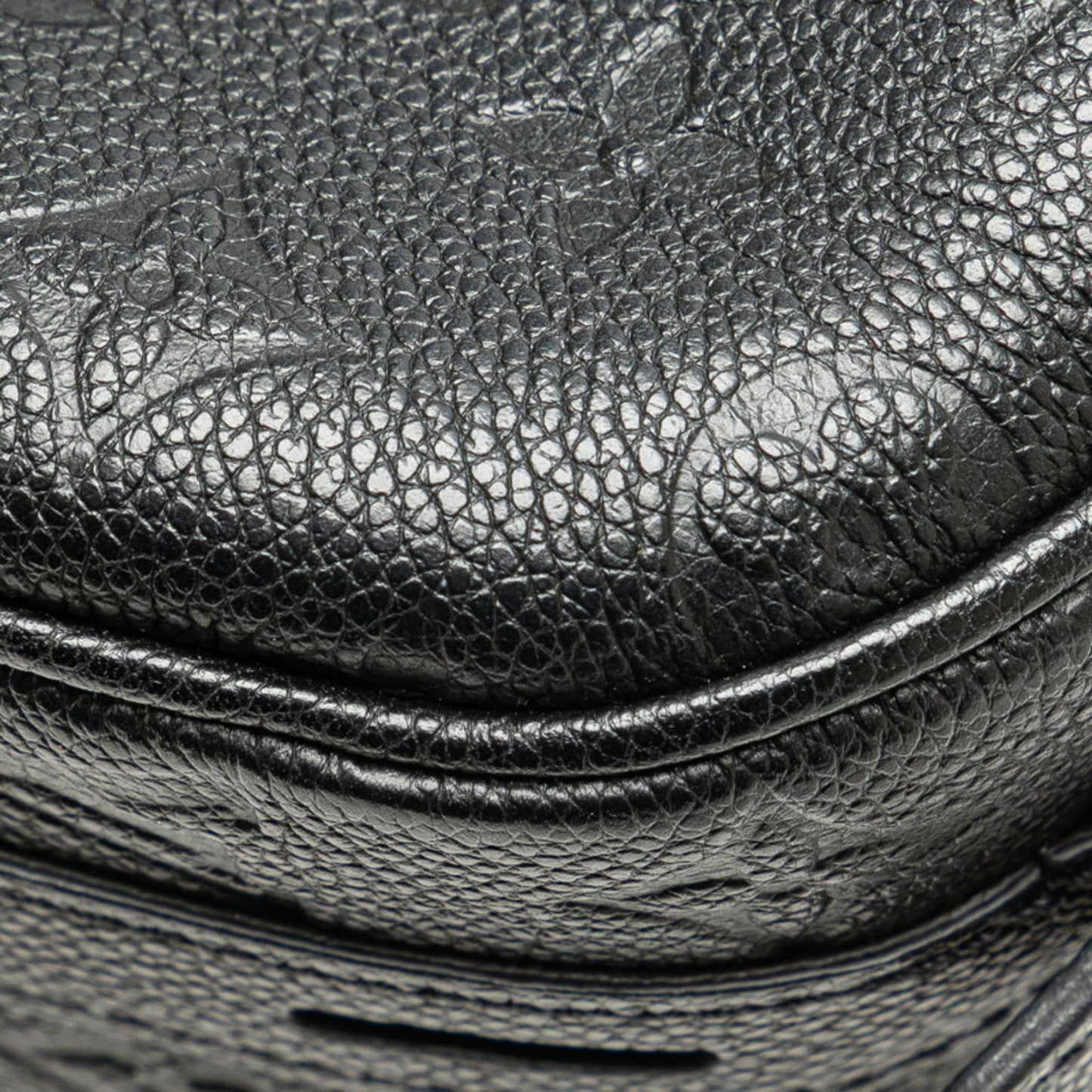 Louis Vuitton Monogram Empreinte Boite Chapeau Souple Mm Crossbody Shoulder Bag M45649 Noir Black