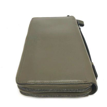 Valentino Garavani Rockstud Double Zip Wallet