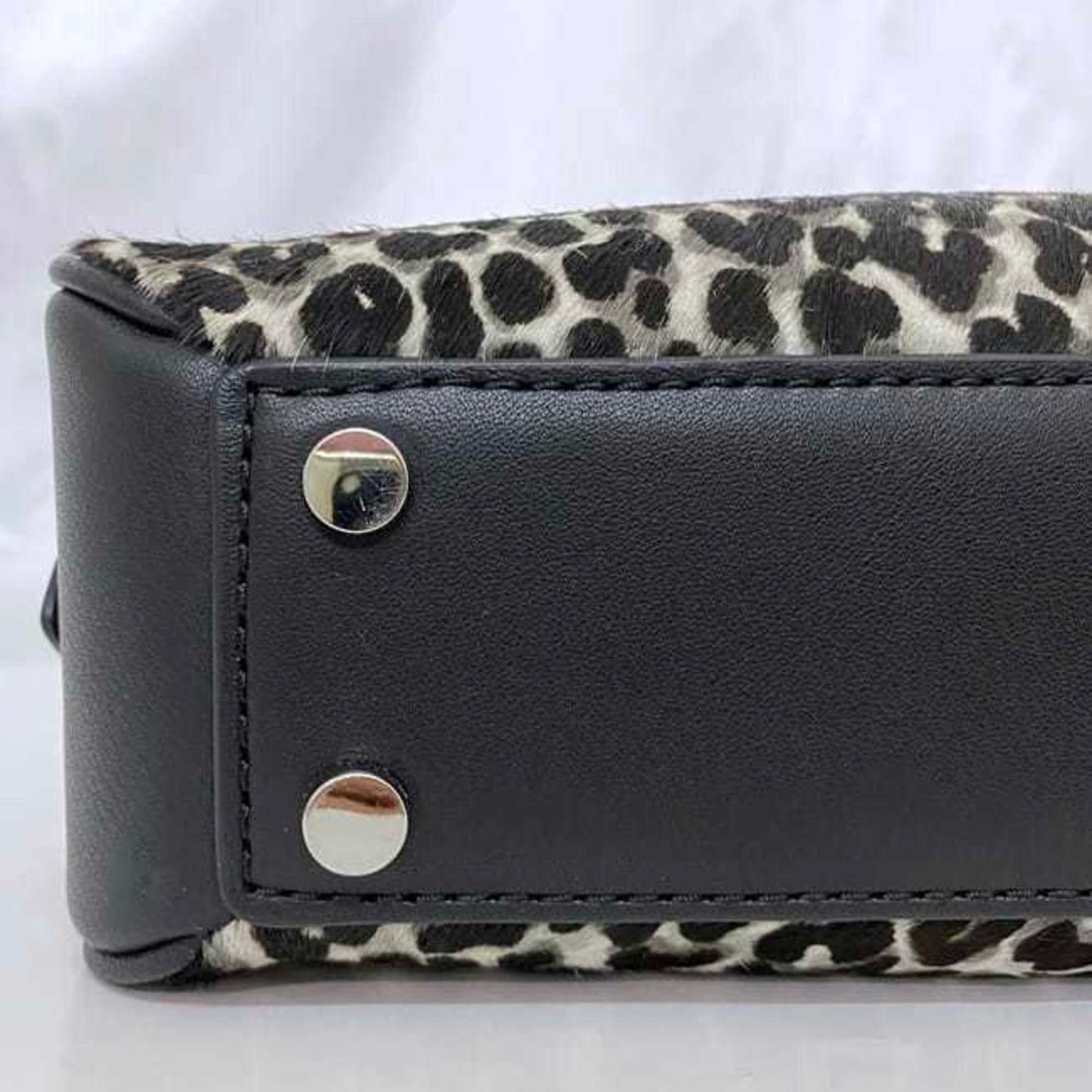 Michael Kors Handbag Ec-22117 Black