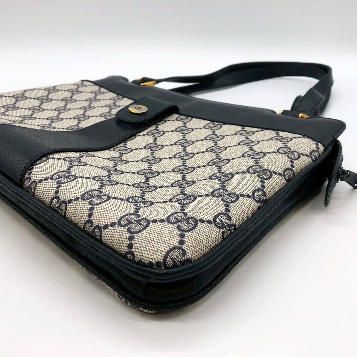 Shoulder Bag Gg Supreme - Gucci Handbag