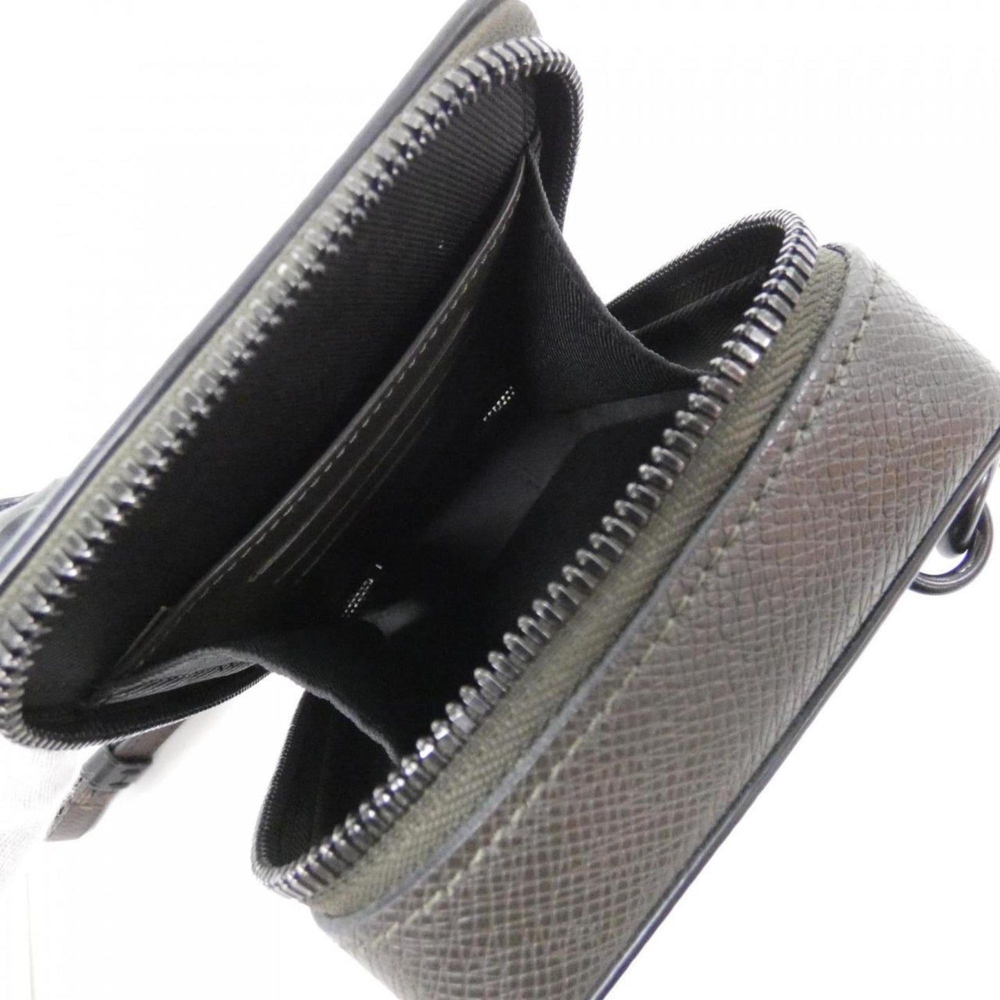 Louis Vuitton Taiga Lama Phone Box M30581 Shoulder Bag