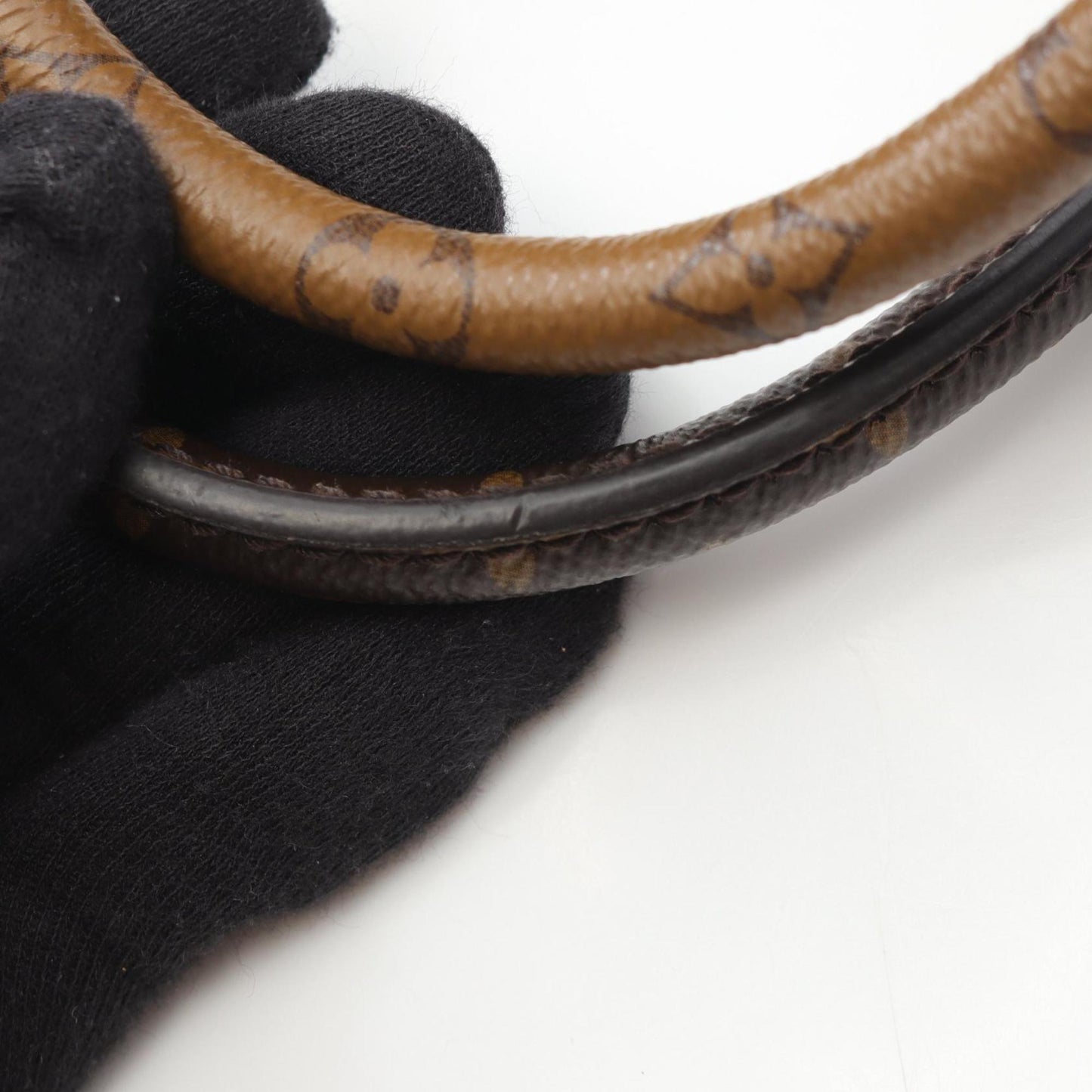 Louis Vuitton On The Go Gm Shoulder Bag In Coated Canvas And Leather With Monogram Giant Reverse