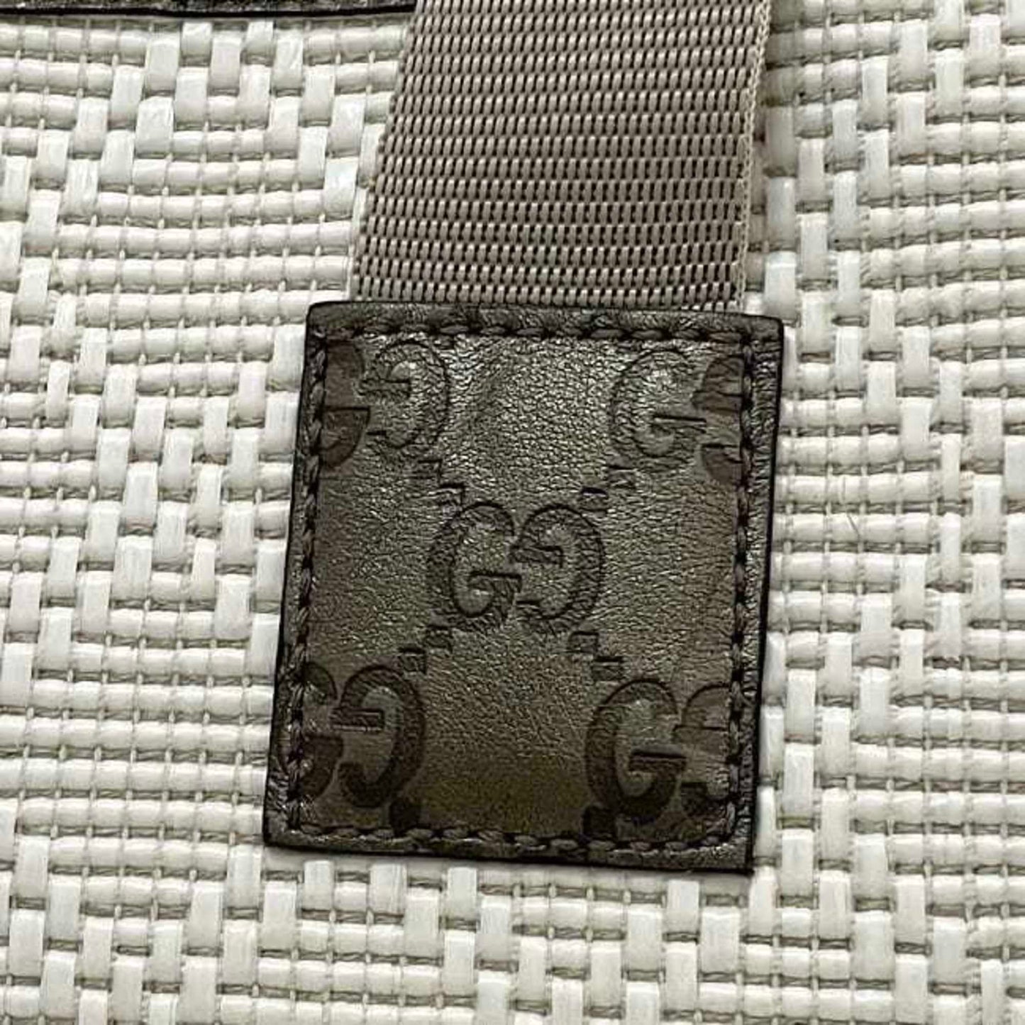 Gucci Tote Bag Ec-23661 White Beige Khaki Shimmer Line 289626 Pvc Leather 498879 Gucci