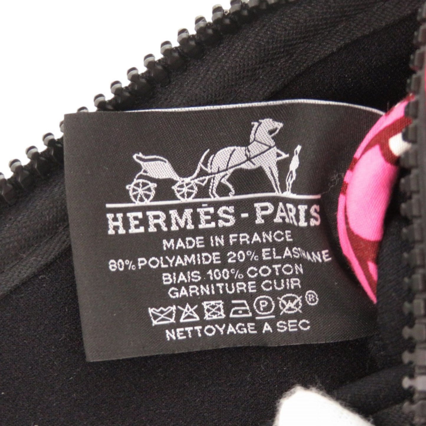 Unused Herms Neoban Pm Polyamide Elastane Rouge Kazak Pouch Bag Red Zee5 Hermes