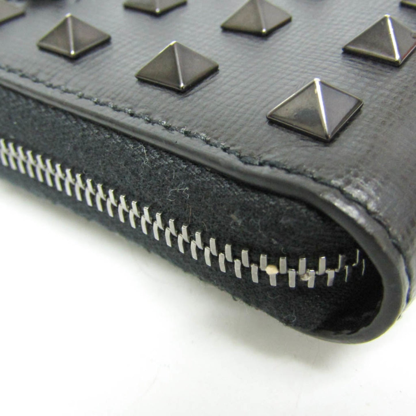 Valentino Garavani Lockstuds Women